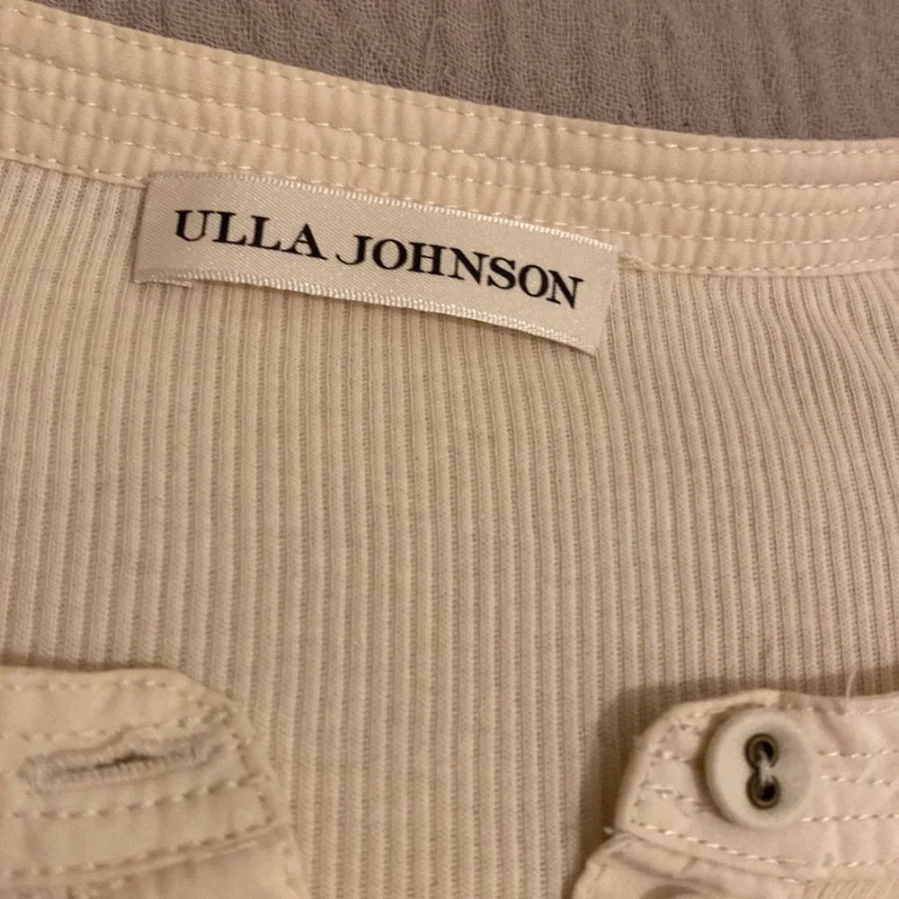 Ulla Johnson Pia Melange Rib-Knit Top Cream Buttoned V-Neck Blouse. Size M